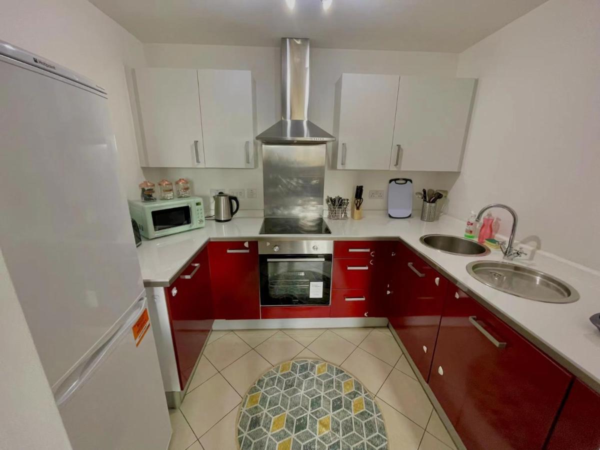 Insta-style Penthouse With Balcony Or 2b With Balcony Centre Apartment *